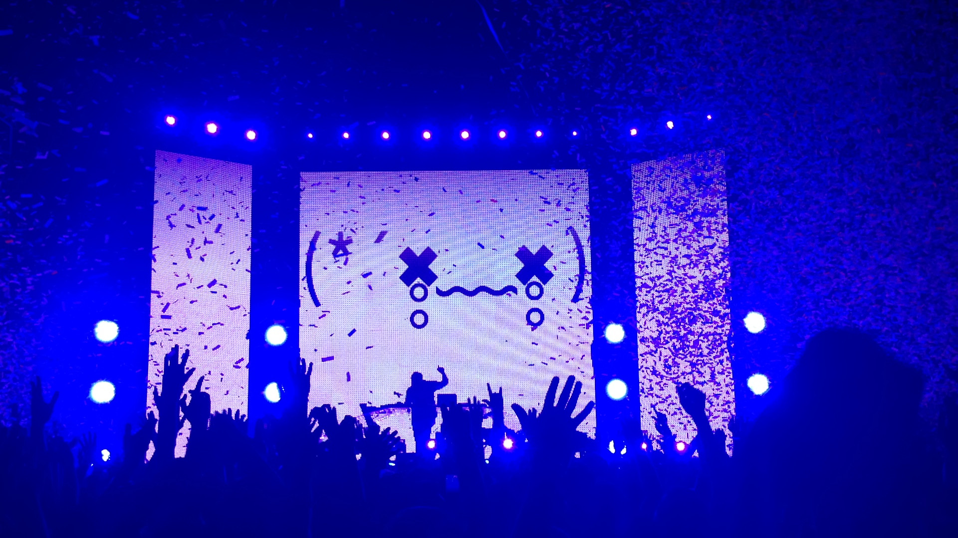 Like This Http - Porter Robinson Live , HD Wallpaper & Backgrounds
