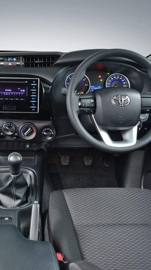 Toyota Hilux, 4x4, Srx, Double Cab, Pickup, Interior - Toyota Hilux Wallpaper Hd , HD Wallpaper & Backgrounds