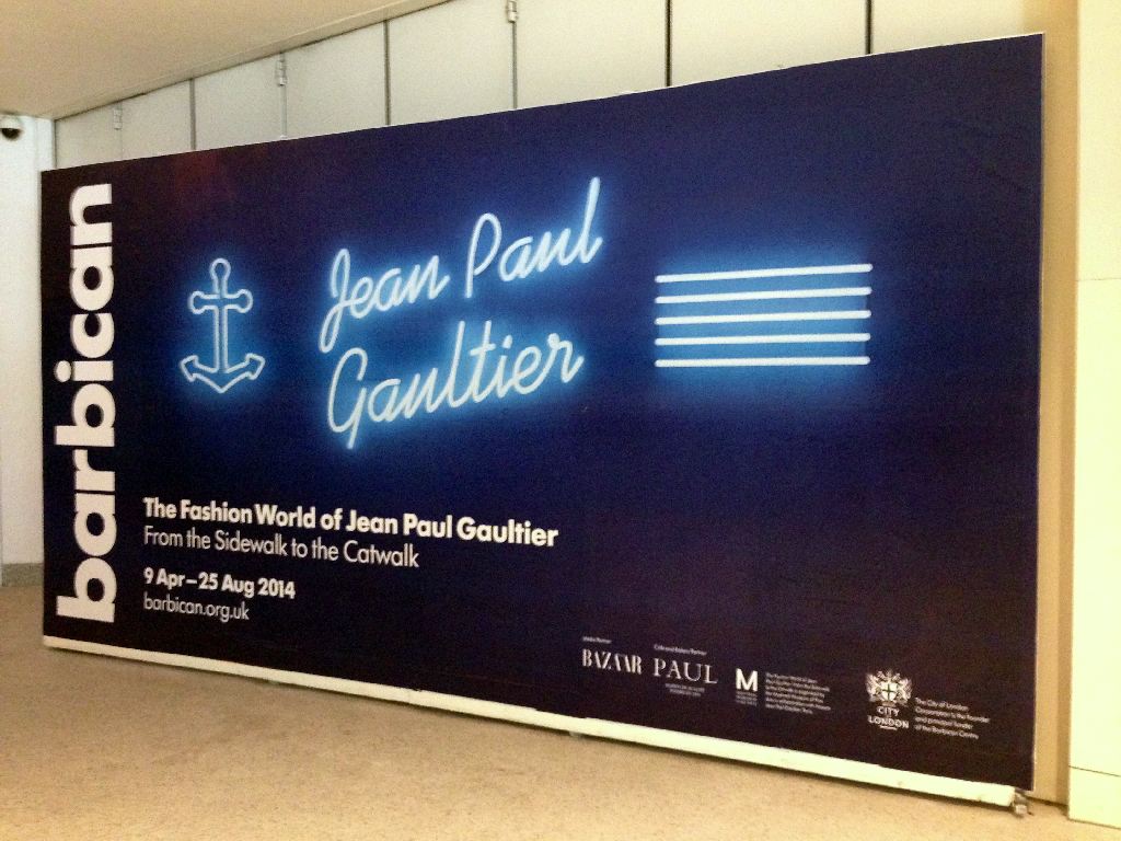 Jean Paul Gaultier Img 3546 500kb - Led Display , HD Wallpaper & Backgrounds