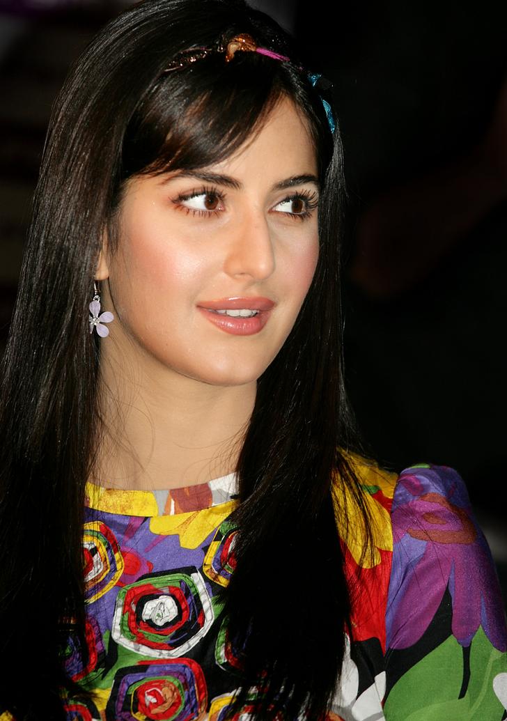 Katrina Kaif Wallpapers In High Resolution 728x1035, - Katrina Kaif , HD Wallpaper & Backgrounds