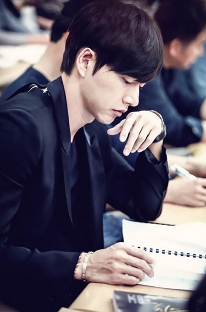 In The Trap Won't Be Airing Until December, Some Publicity - Park Haejin Cheese In The Trap , HD Wallpaper & Backgrounds
