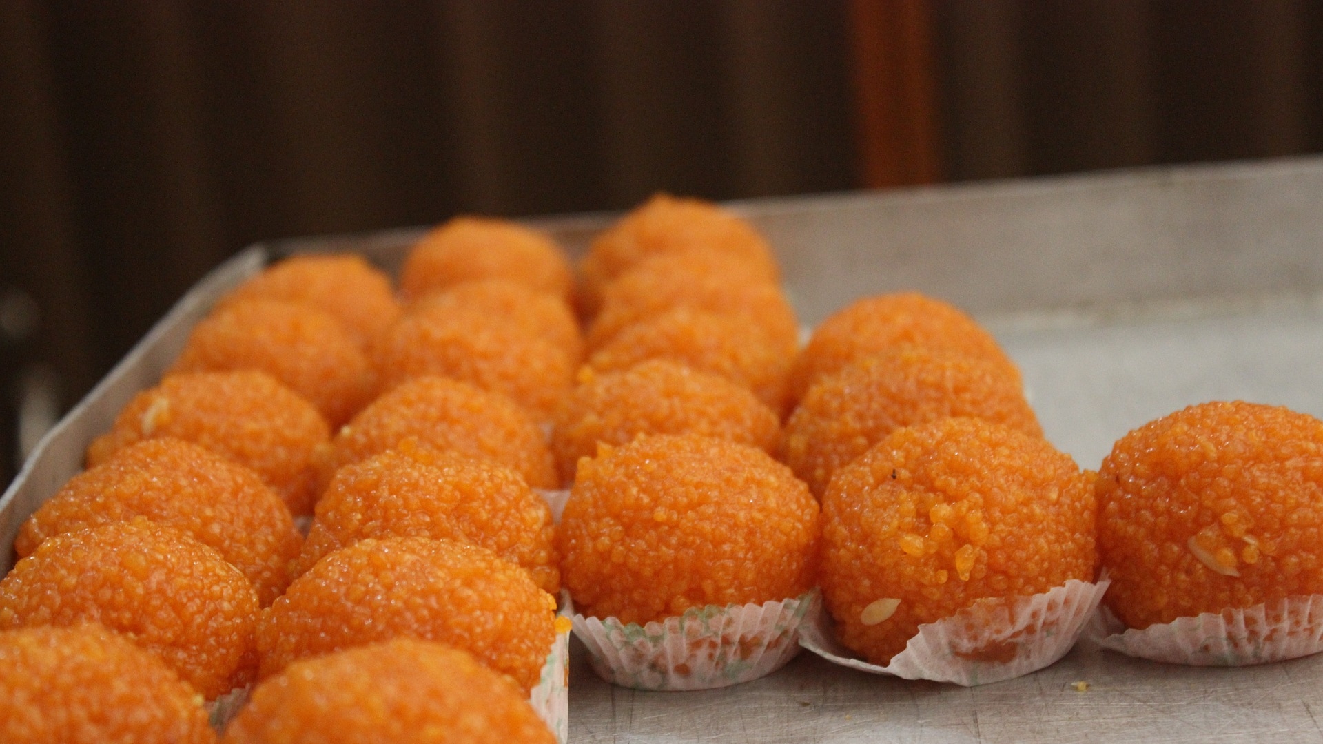 Laddu Sweet Hd Wallpaper - Ladoo For Independence Day , HD Wallpaper & Backgrounds
