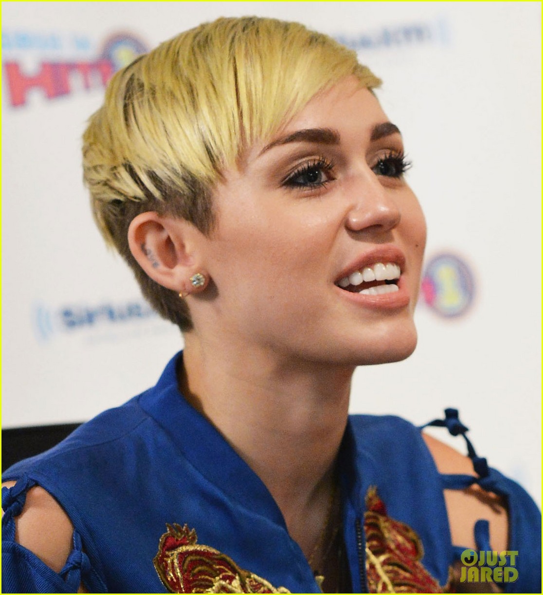 Miley Cyrus Hair - Miley Cyrus Radio , HD Wallpaper & Backgrounds