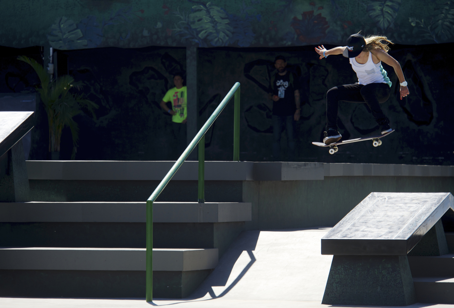 Leticia Bufoni - Kickflip , HD Wallpaper & Backgrounds