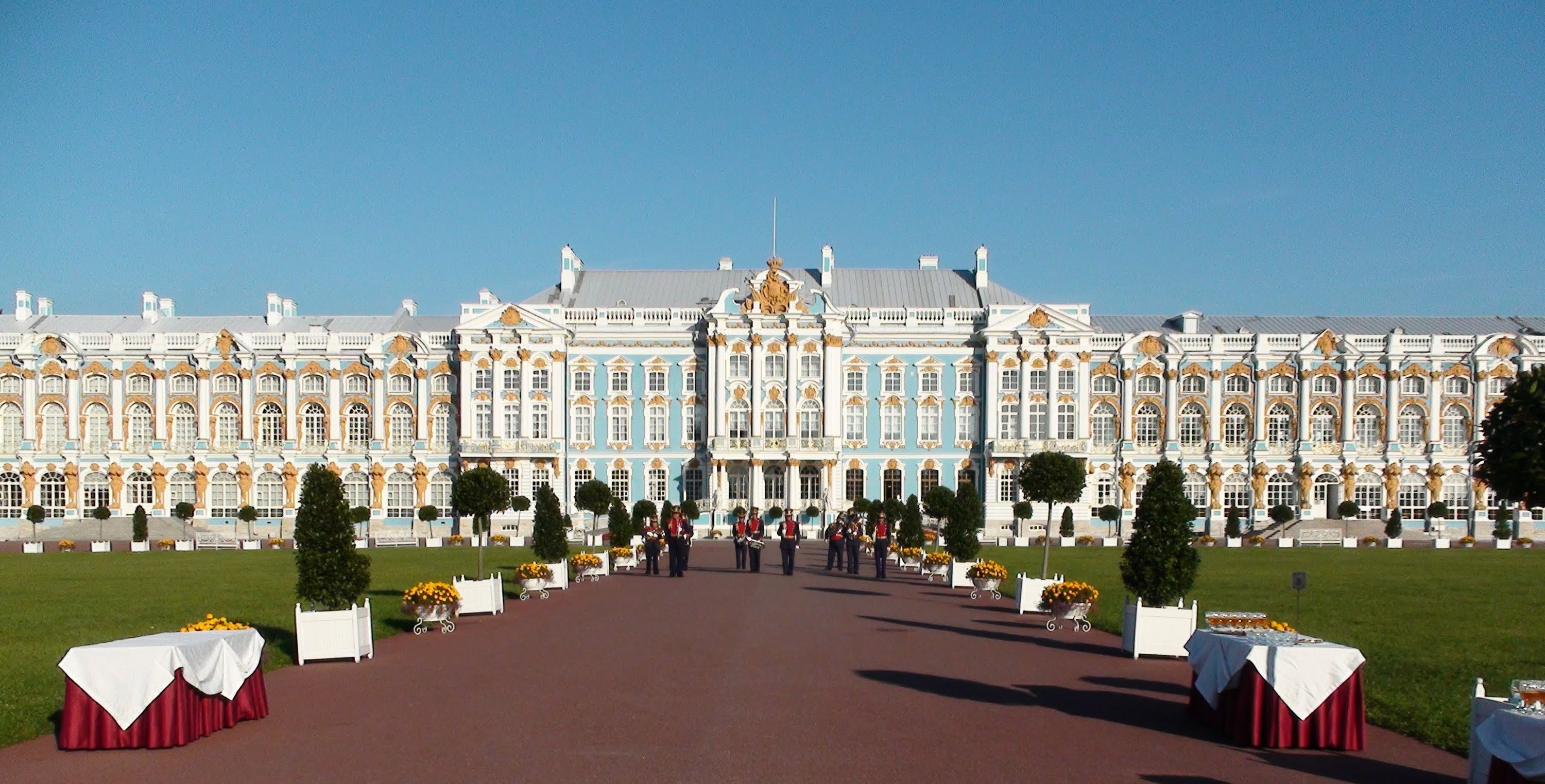 Palace In St Petersburg Wallpaper - Palace , HD Wallpaper & Backgrounds