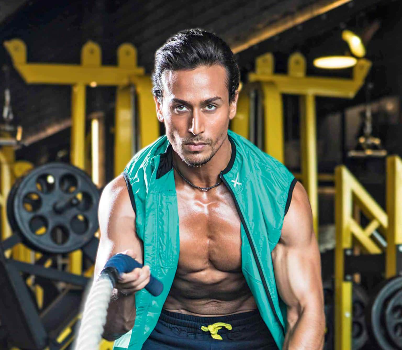 Tiger Shroff Six Pack Wallpaper - Baaghi 2 Tiger Shroff , HD Wallpaper & Backgrounds