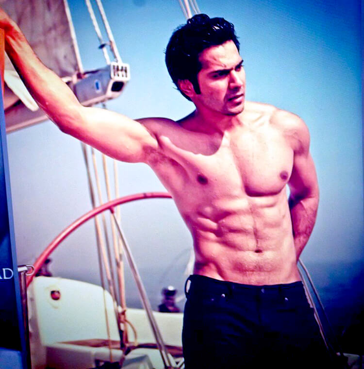 Varun Dhawan's Abs Are Heaven Crafted Below His Chest - Varun Dhawan Sexy Body , HD Wallpaper & Backgrounds