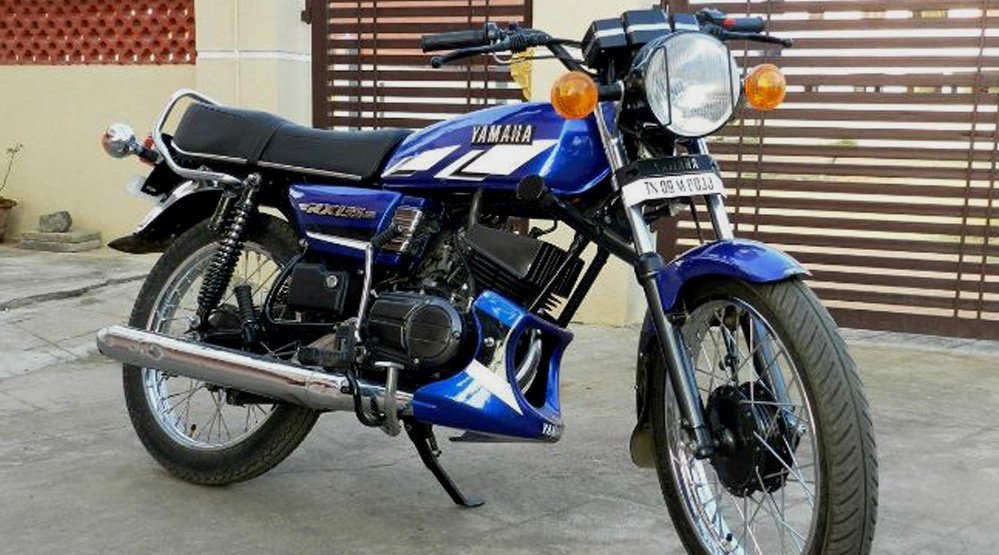 Yamaha Rx 100 Wallpaper - 2017 Yamaha Rx 135 , HD Wallpaper & Backgrounds