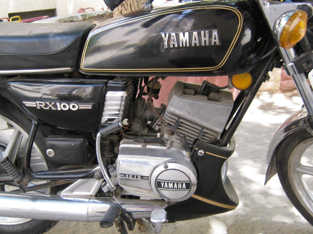 Black Rx100 For Sale - Rx Yamaha Rx 100 Black , HD Wallpaper & Backgrounds