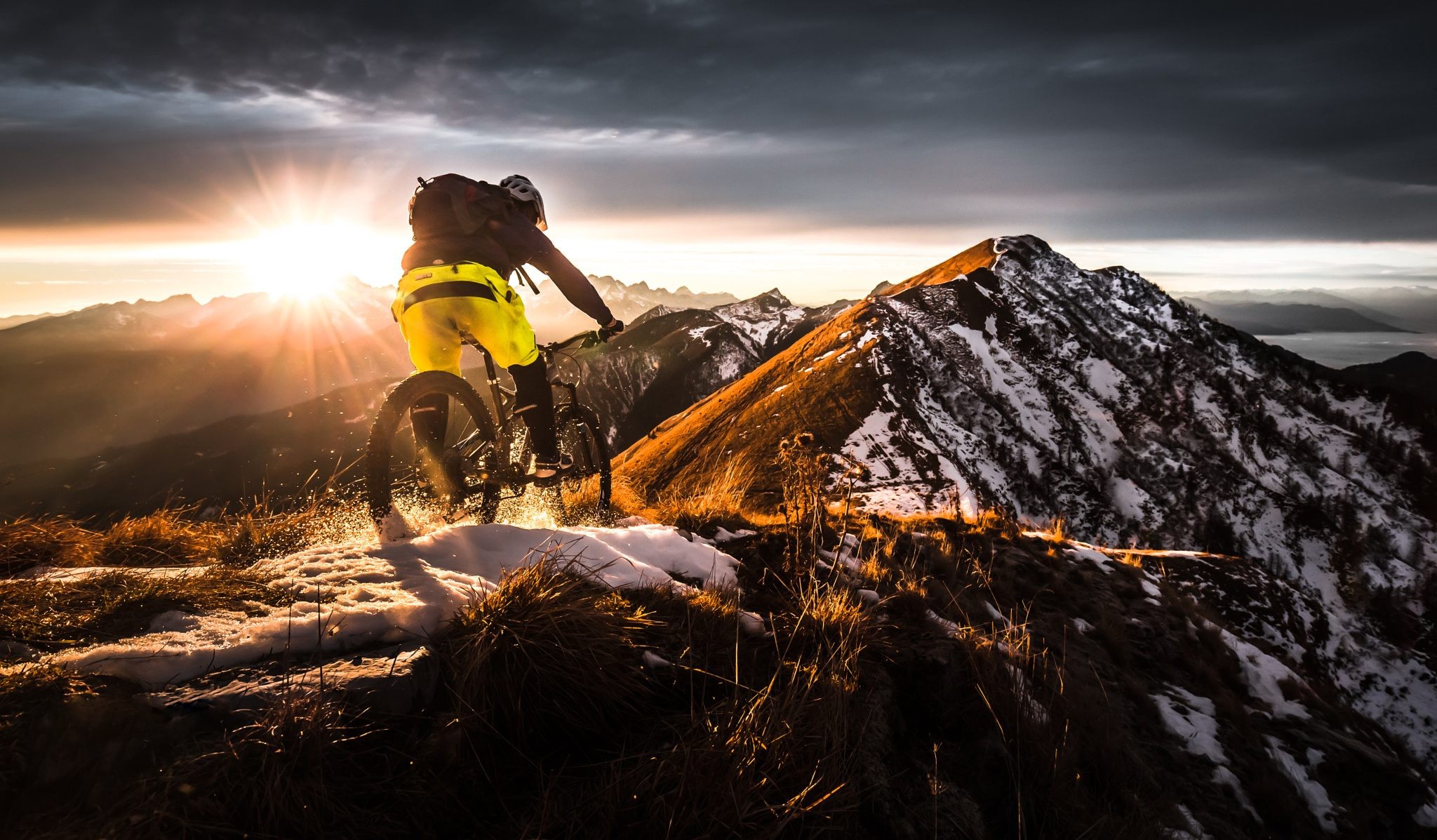 Bicycle 4k Wallpaper Mountain Bike Wallpapers Full - Mountain Biking Wallpaper 4k , HD Wallpaper & Backgrounds