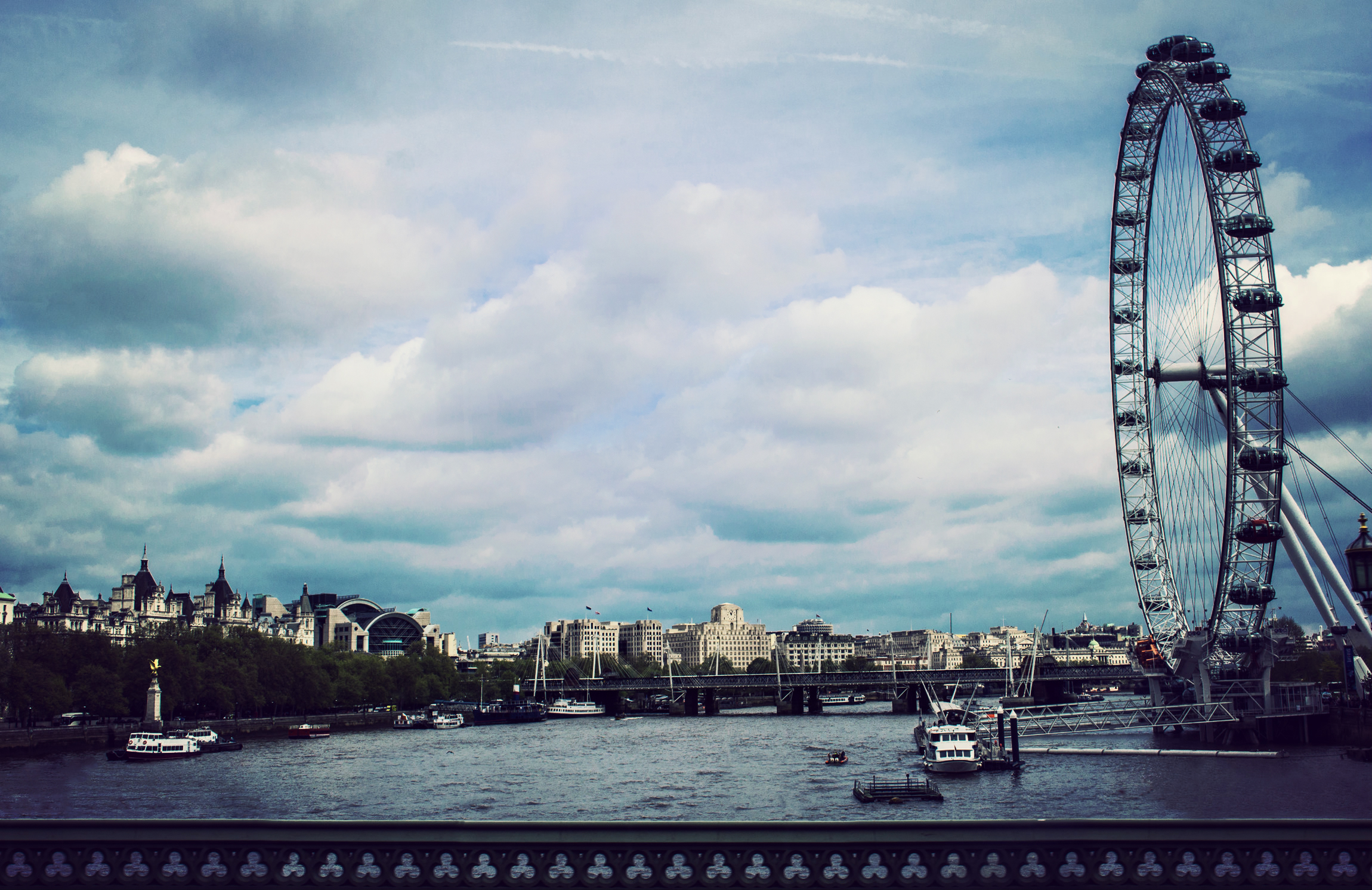 Hd Wallpaper - London Eye , HD Wallpaper & Backgrounds