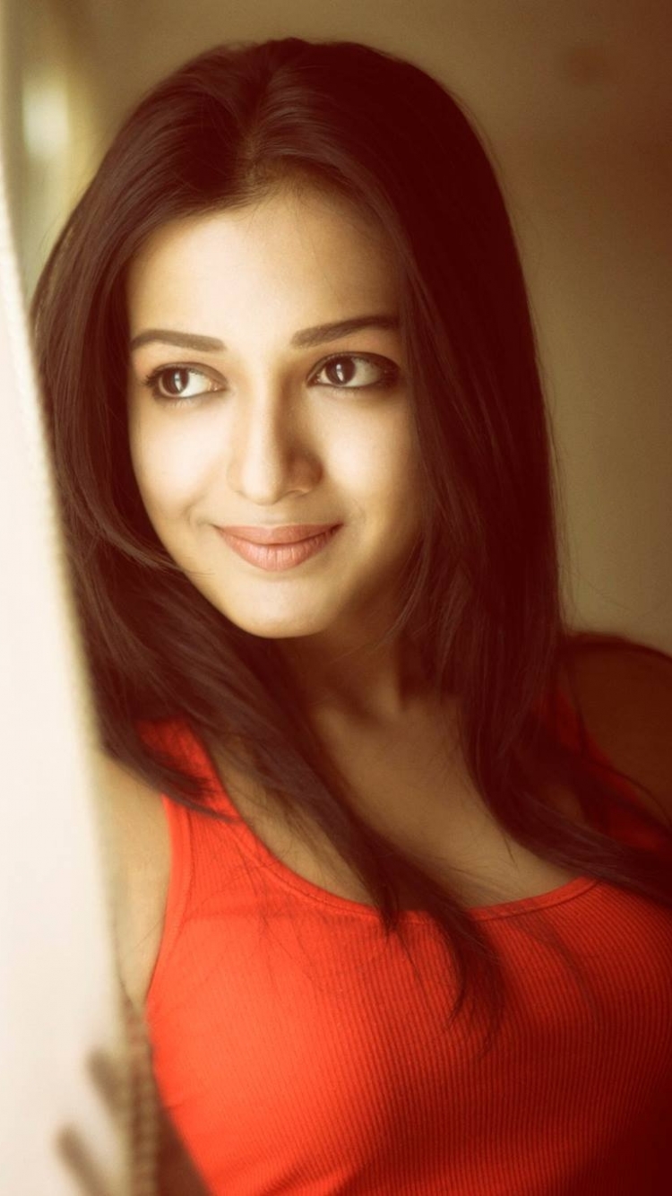 Wallpaper - Selfie With Of Catherine Tresa , HD Wallpaper & Backgrounds