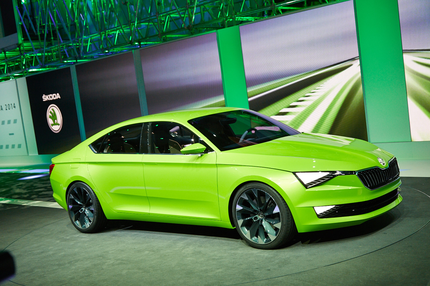 Skoda L Wallpaper Hd - Skoda Superb Rs Cena , HD Wallpaper & Backgrounds