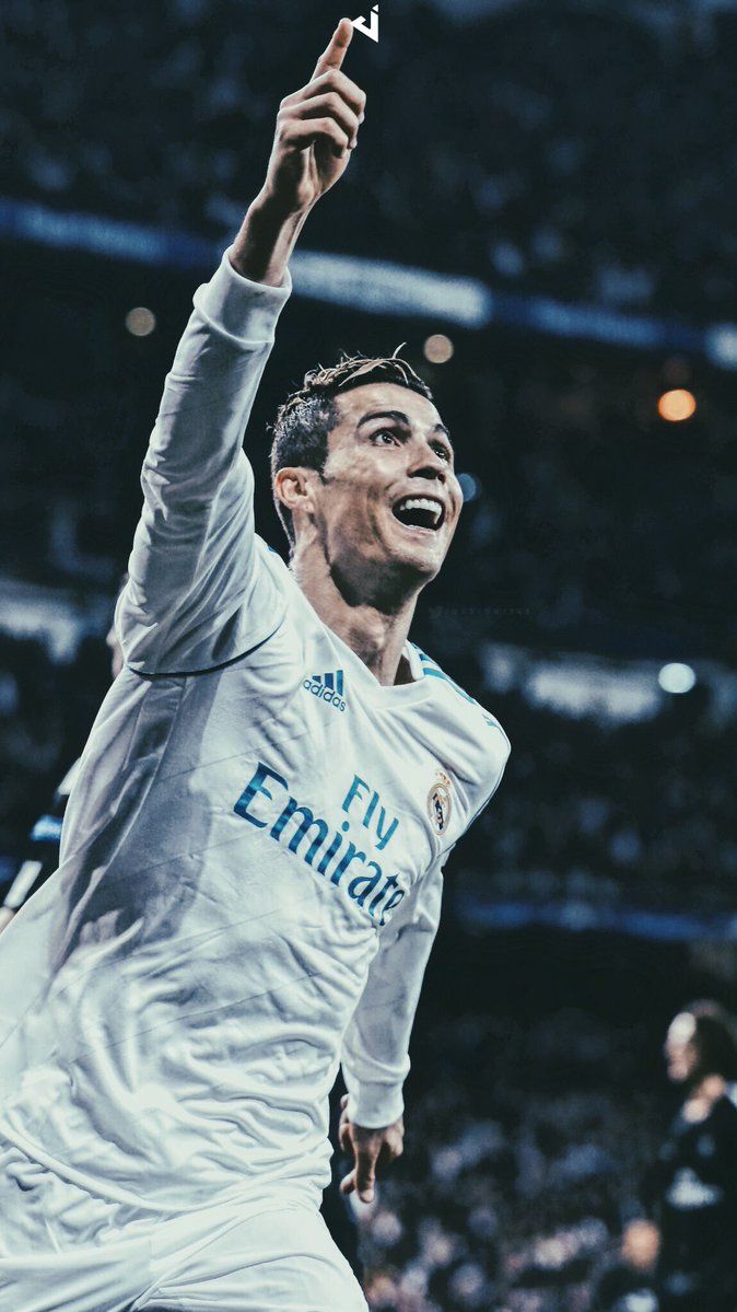 Cristiano Ronaldo Wallpaper - Real Madrid Cr7 Ronaldo , HD Wallpaper & Backgrounds