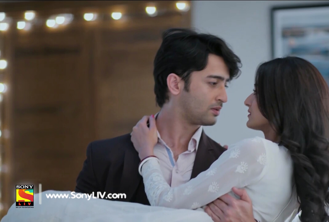 Shaheer Sheikh And Erica Fernandes In Kuch Rang Pyar - Sonakshi And Dev Dixit , HD Wallpaper & Backgrounds