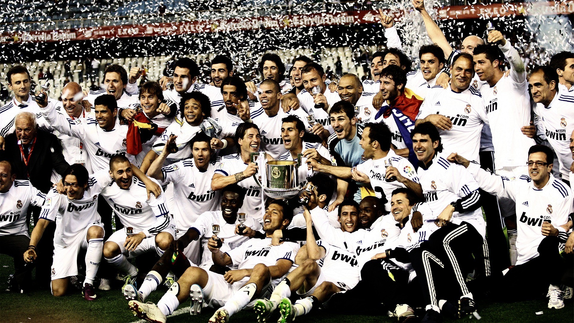 Winner Champion Real Madrid Wallpaper Wallpaper - Real Madrid Team Wallpapers Hd , HD Wallpaper & Backgrounds