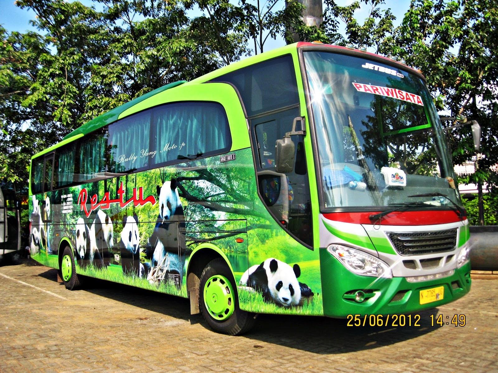Wallpaper Bus Bergerak - Bus Di Jawa Timur , HD Wallpaper & Backgrounds
