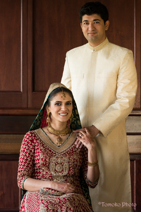 One Really Fun Part Of A Pakistani Wedding Ceremony - Pakistani Bride And Groom Poses , HD Wallpaper & Backgrounds