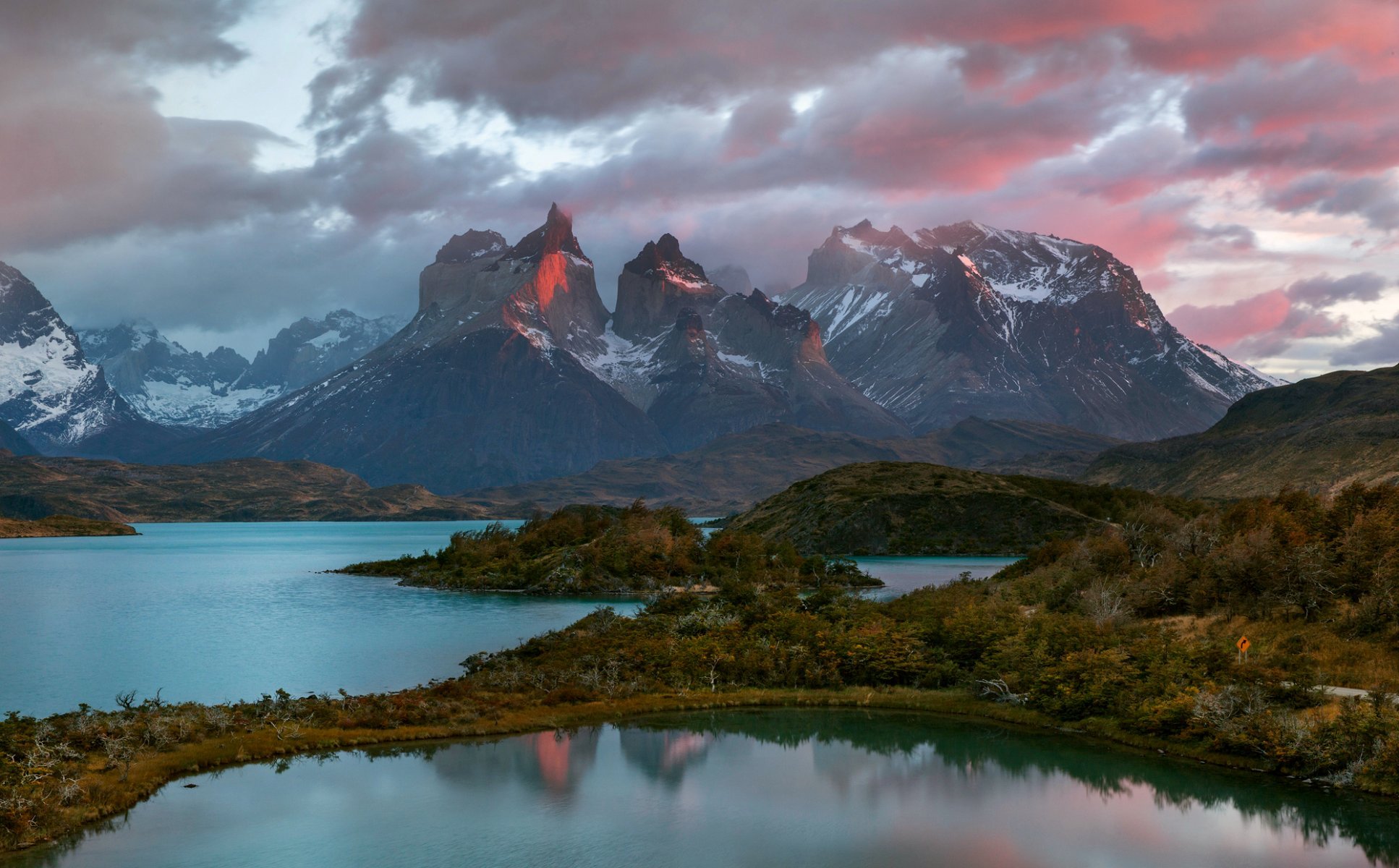 South America Chile Patagonia National Park Torres - Torres Del Paine National Park , HD Wallpaper & Backgrounds