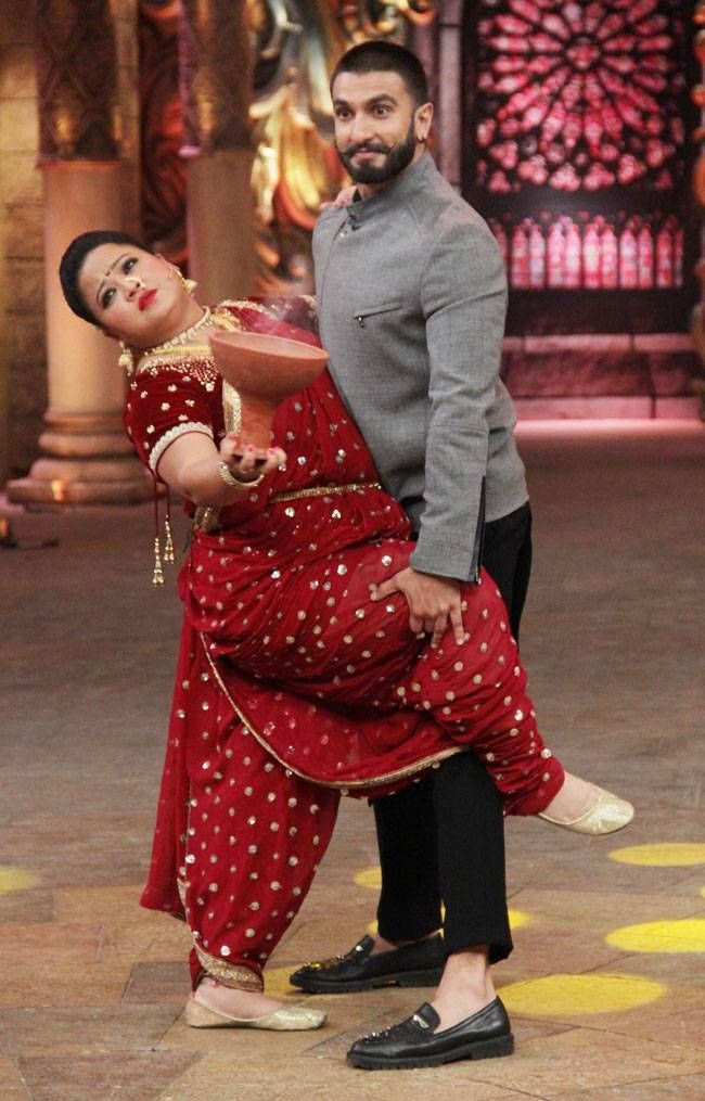 Download Ranveer Singh And Bharti Singh Having Epic - Notre Dame Cathedral , HD Wallpaper & Backgrounds