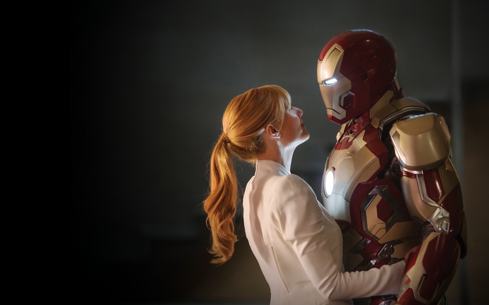 Iron Man 3 Wallpaper Hd - Iron Man Movie Wallpapers Hd , HD Wallpaper & Backgrounds