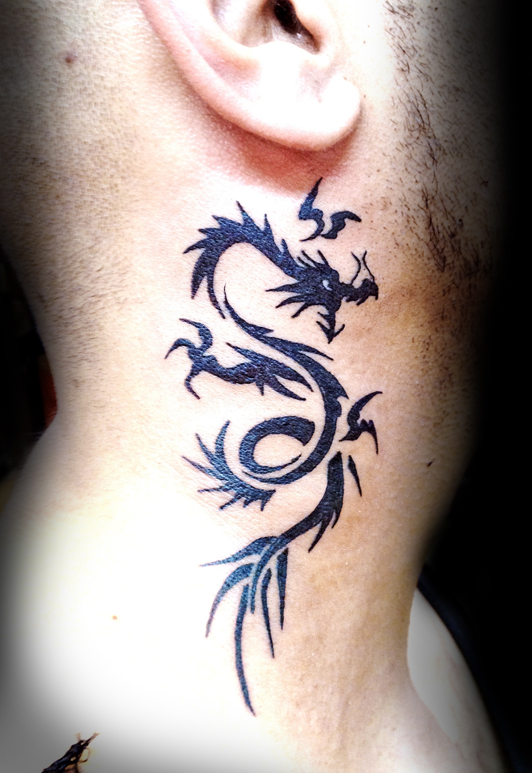 Designs Tribal Yin Yang Dragon Tattoo Wallpaper See - Tribal Dragon Neck Tattoo , HD Wallpaper & Backgrounds