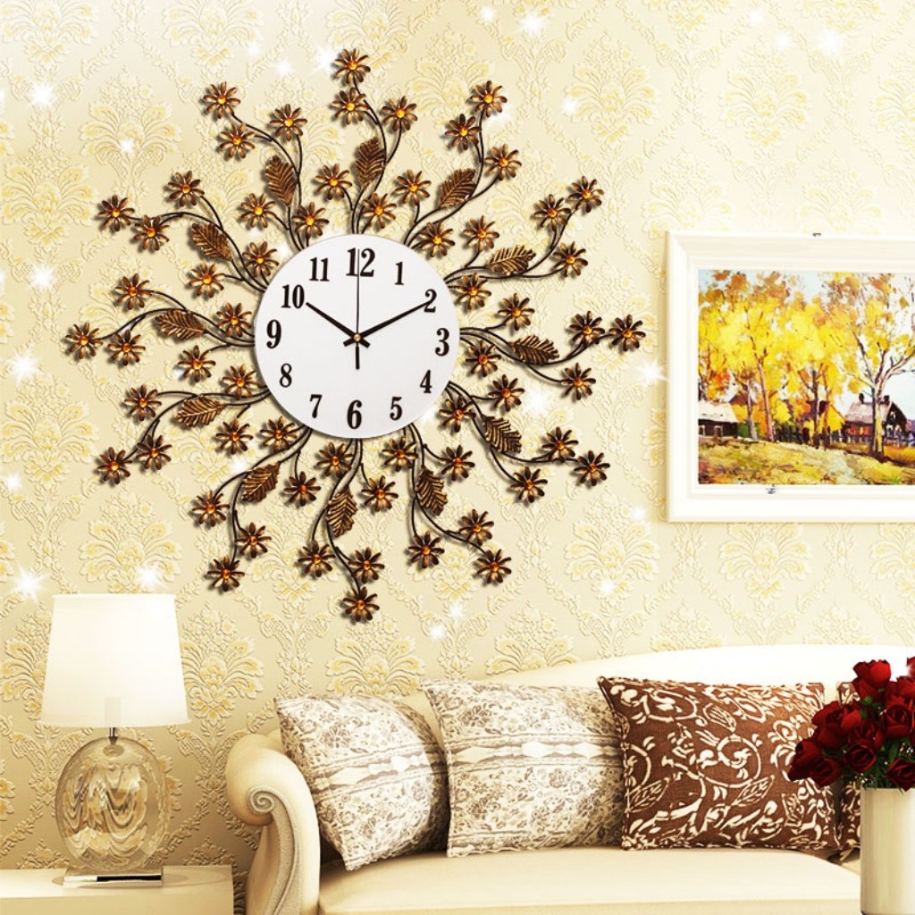 Beautiful Decorative Wall Clock With Comfortable Sofa - Wall Decorative Clocks , HD Wallpaper & Backgrounds