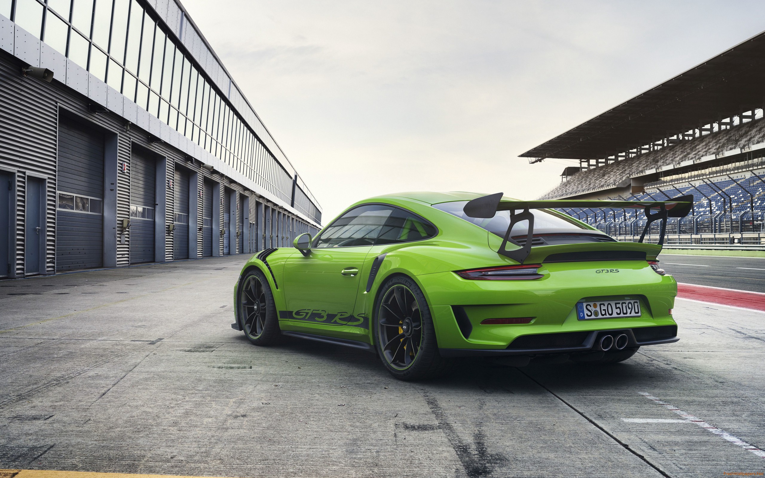 Porsche 911 Gt3 Rs 2018 Rear Wallpaper - Porsche Gt3 Rs 2018 , HD Wallpaper & Backgrounds
