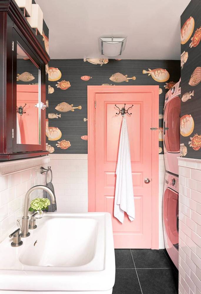 Black Fish Patterned Wallpaper With White Tiles - Coral Pink Bathroom , HD Wallpaper & Backgrounds