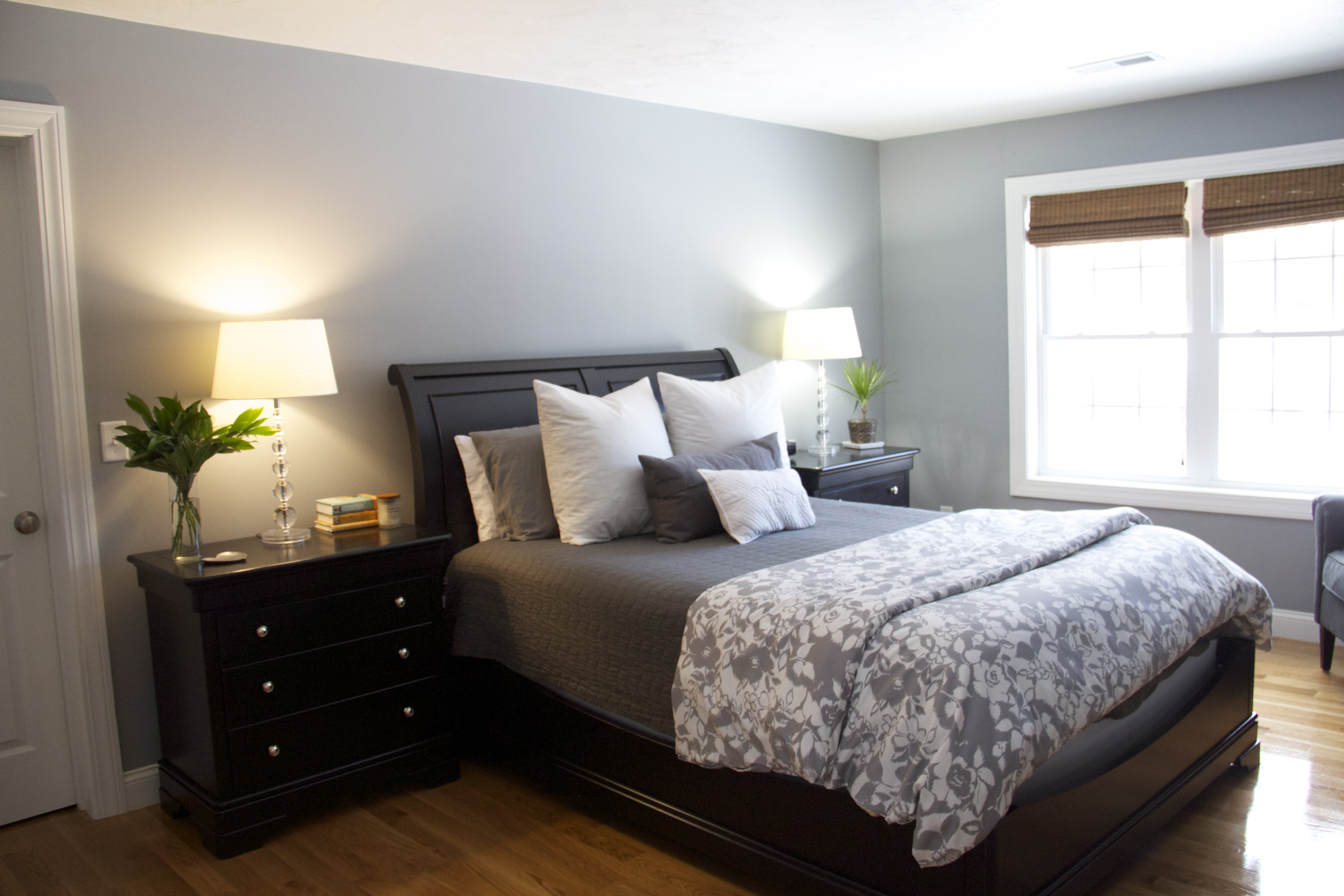 Light Grey Bedroom Walls Wallpaper Luxury Gray Master - Master Bedroom Designs Small Space , HD Wallpaper & Backgrounds