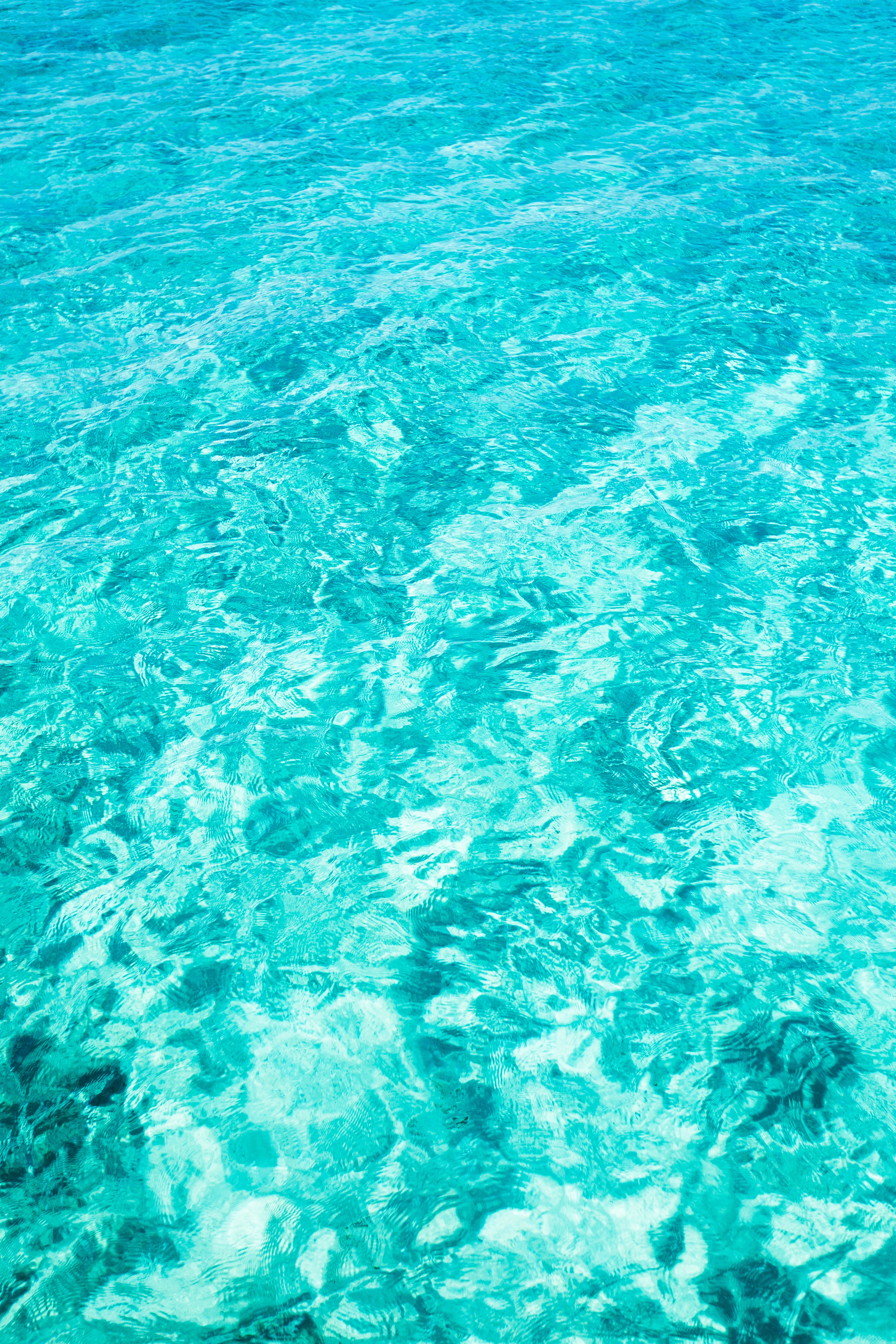 Bright Blue Ocean Water , HD Wallpaper & Backgrounds