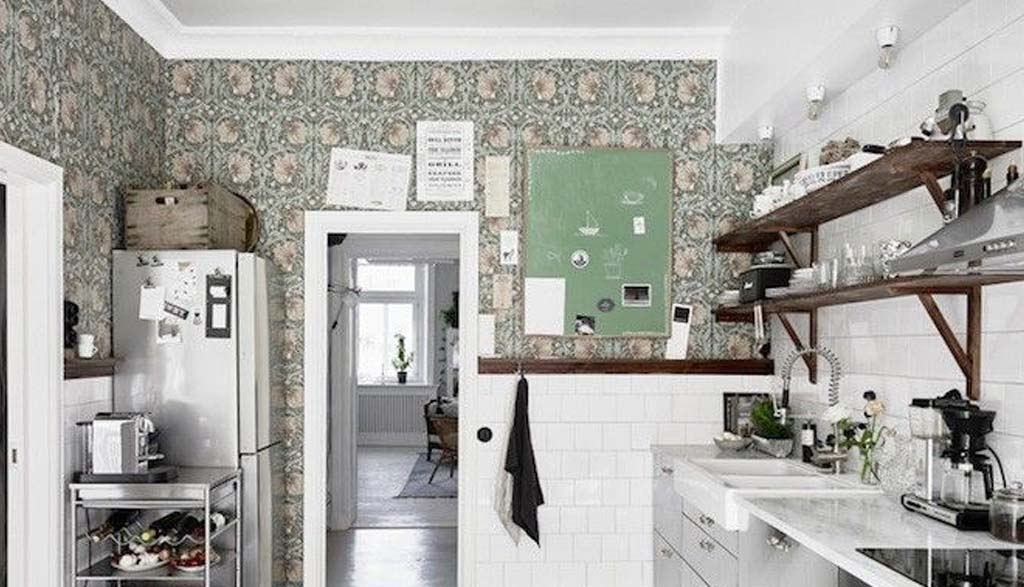 Kitchen - William Morris Wallpaper In A Kitchen , HD Wallpaper & Backgrounds