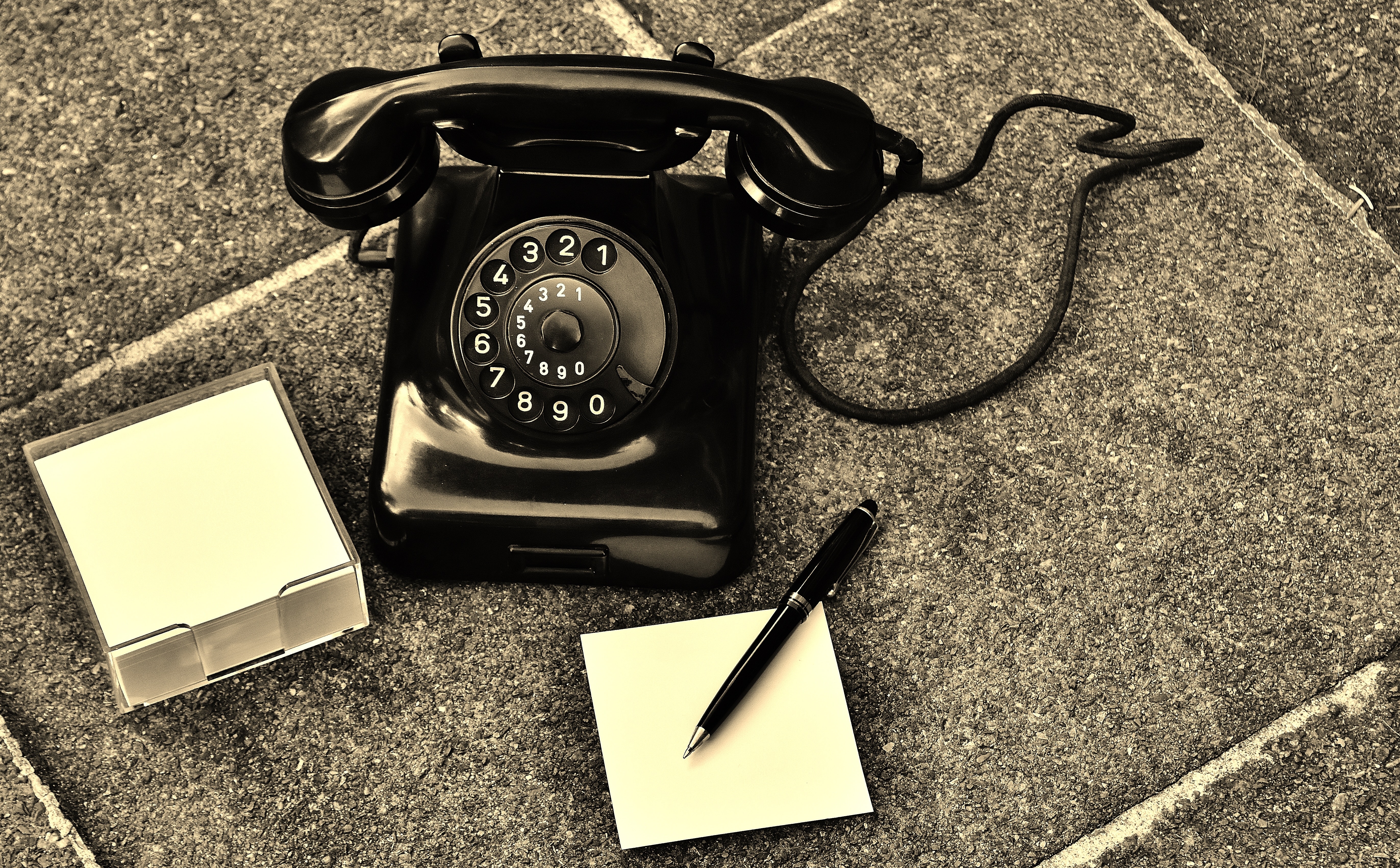 Black Rotary Phone Preview - Old Telephone Photography , HD Wallpaper & Backgrounds
