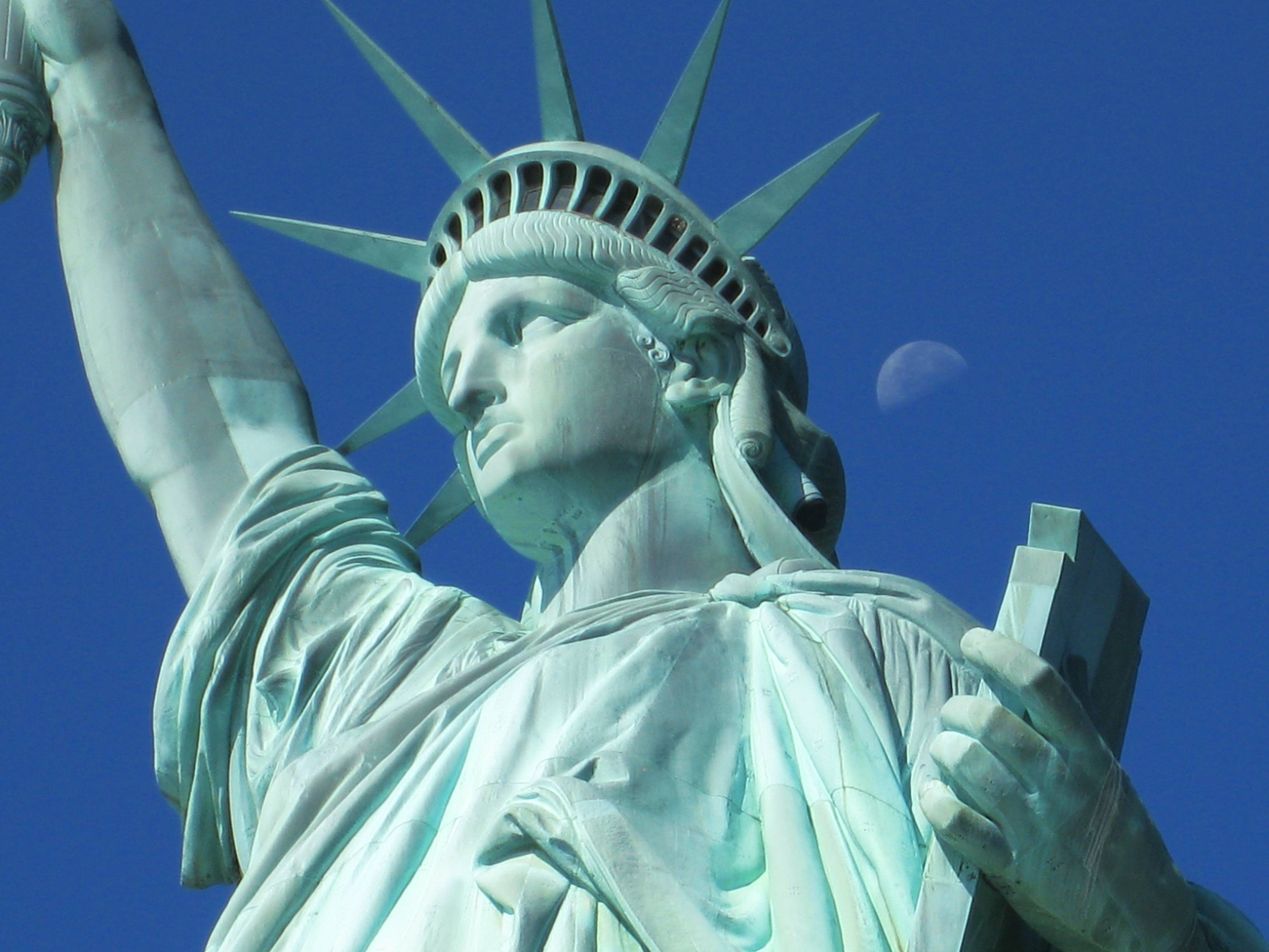 Statue Of Liberty Hd Wallpaper - Statue Of Liberty , HD Wallpaper & Backgrounds