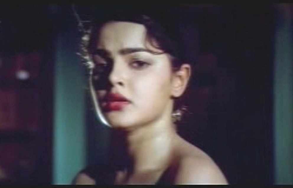 Later, Mamta Has Always Been Cast For The Bold And - Mamta Kulkarni Karan Arjun , HD Wallpaper & Backgrounds