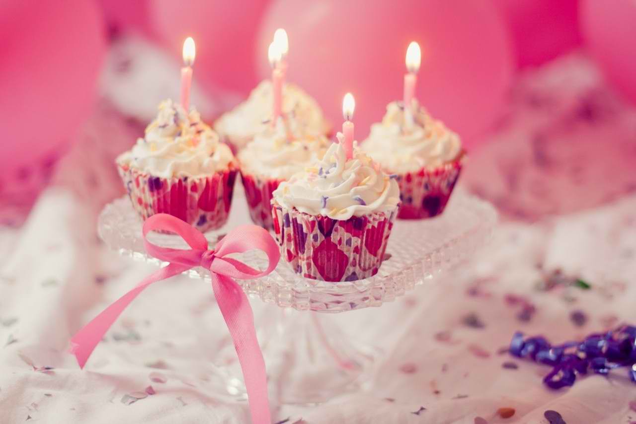 Cute Happy Birthday, By Krystina Moses - Happy Birthday Cute Cake , HD Wallpaper & Backgrounds