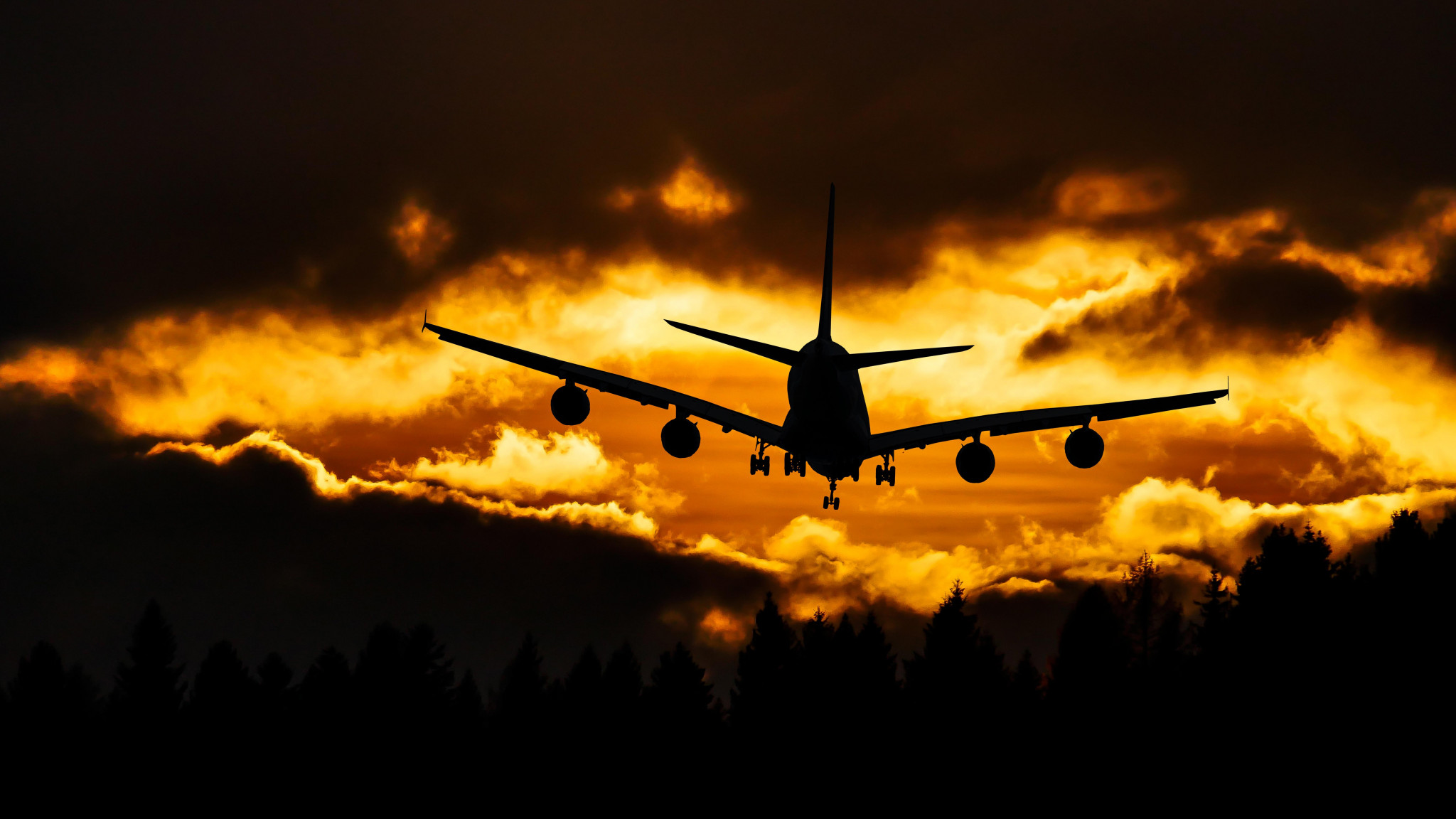 Airplane, Clouds, Sky - Flying Airplane In Sunset , HD Wallpaper & Backgrounds