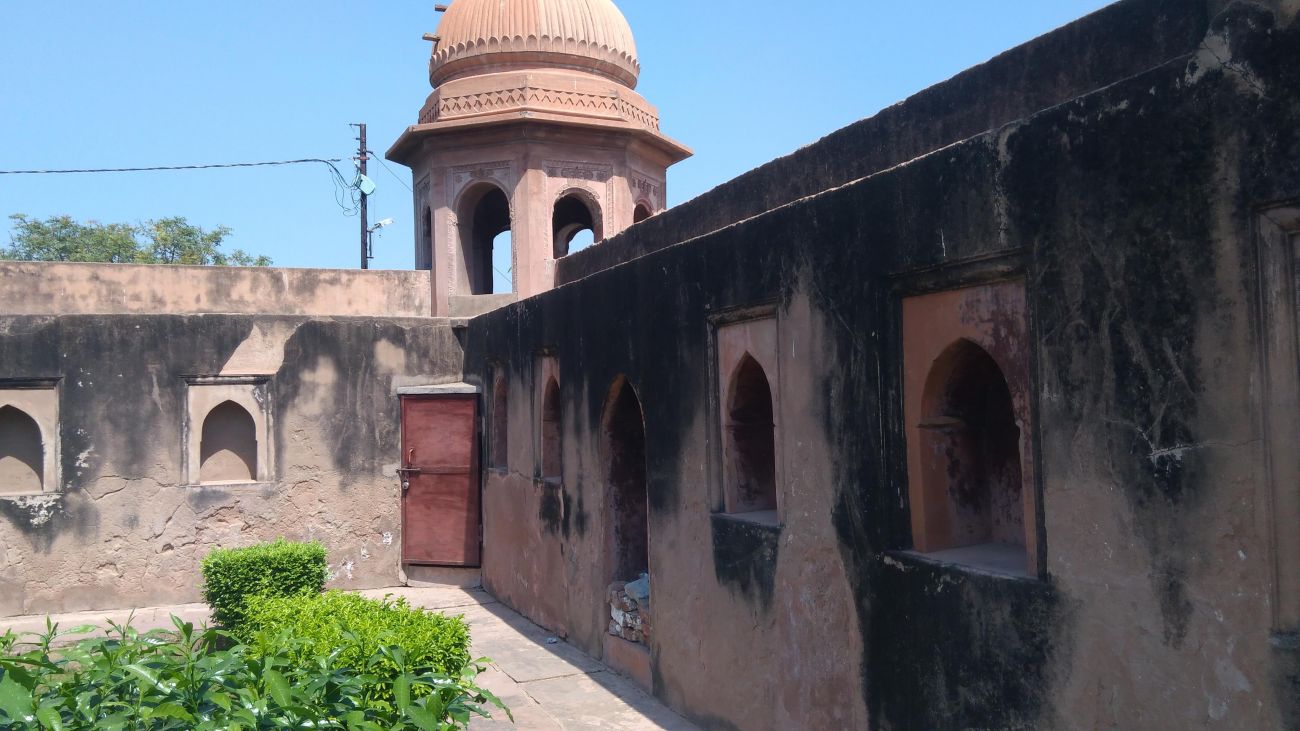 Maharaja Gangadhar Rao Ki Chathri, Jhansi - Fortification , HD Wallpaper & Backgrounds