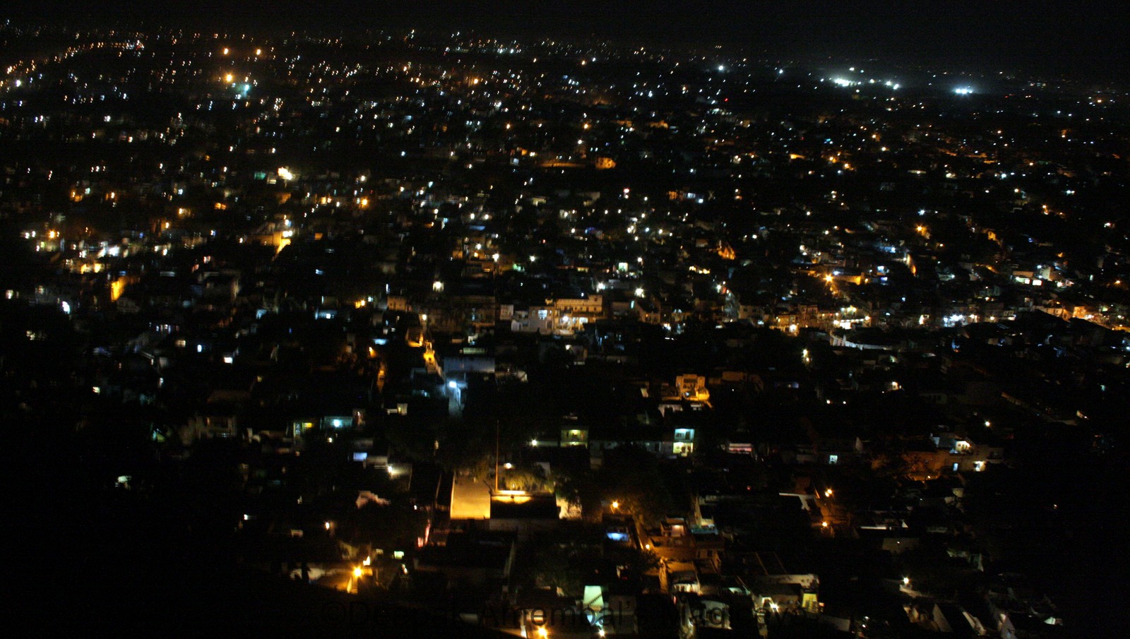Gwalior City Looked Very Pretty All Lit Up When Seen - Night , HD Wallpaper & Backgrounds