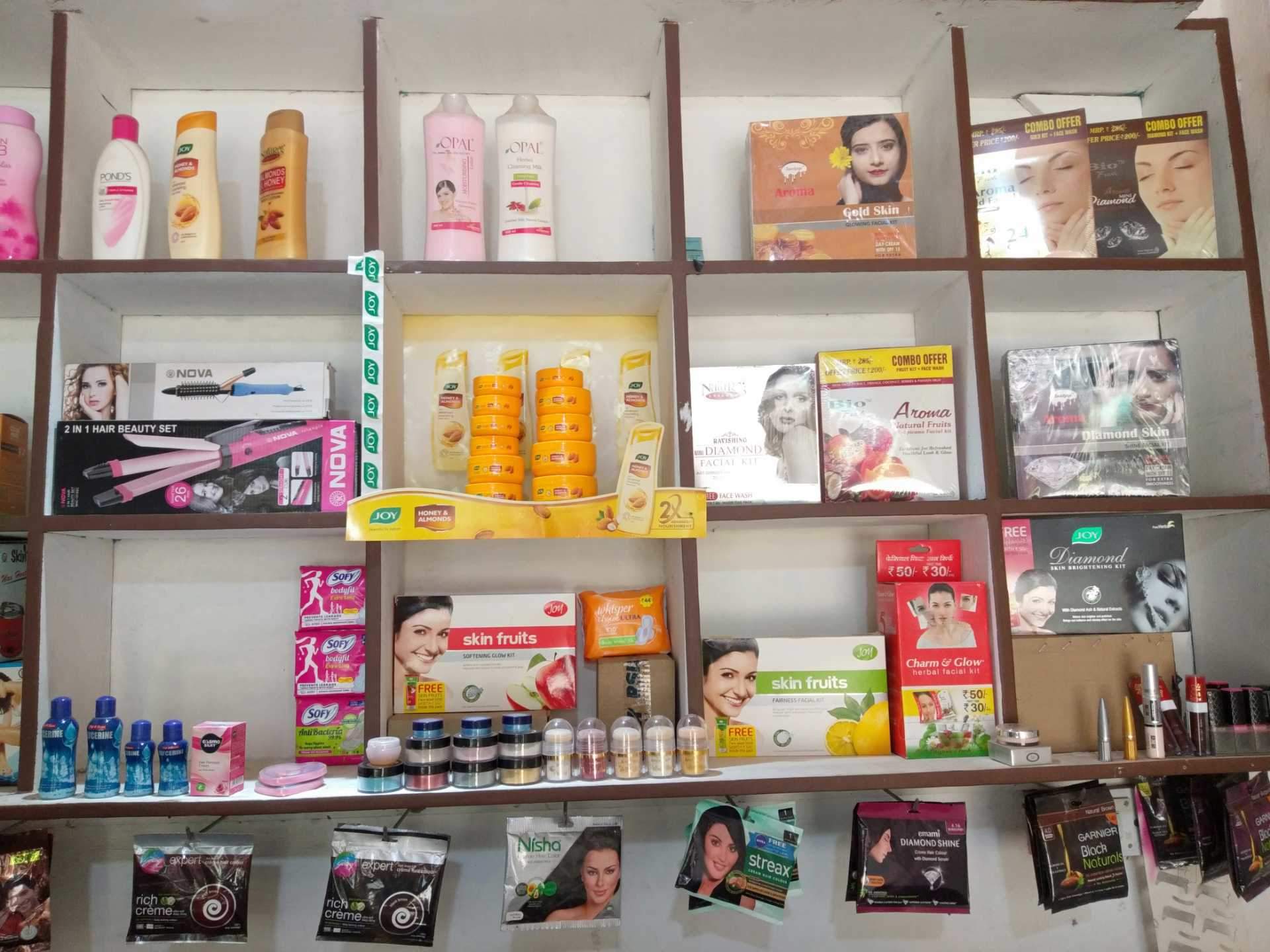 Barkat Cosmetics Photos, Anoop Nagar, Indore - Shelf , HD Wallpaper & Backgrounds