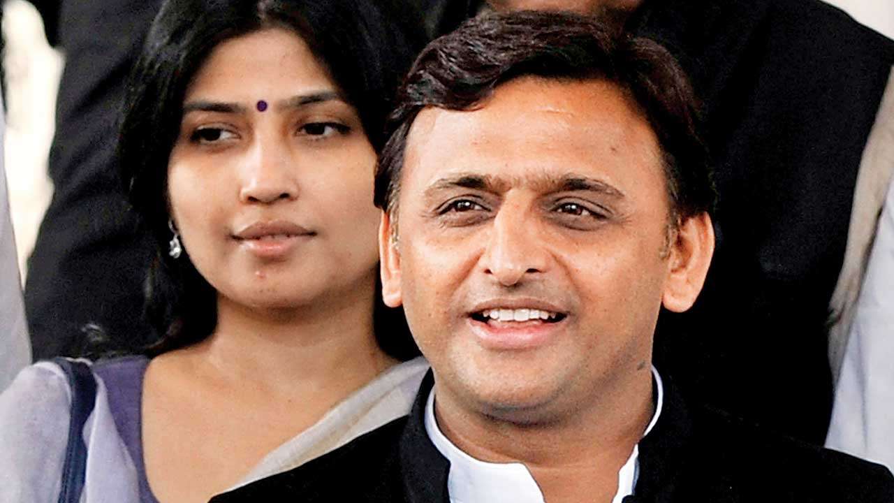 Akhilesh Yadav's Heart Bliss - Formal Wear , HD Wallpaper & Backgrounds