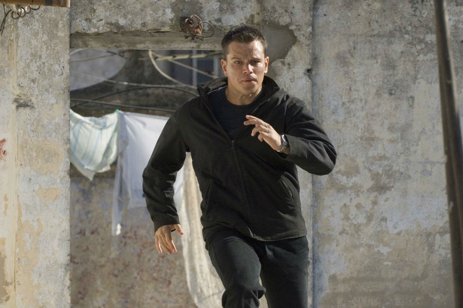 Aiden Pearce Vs Jason Bourne - Jason Bourne Fighting , HD Wallpaper & Backgrounds
