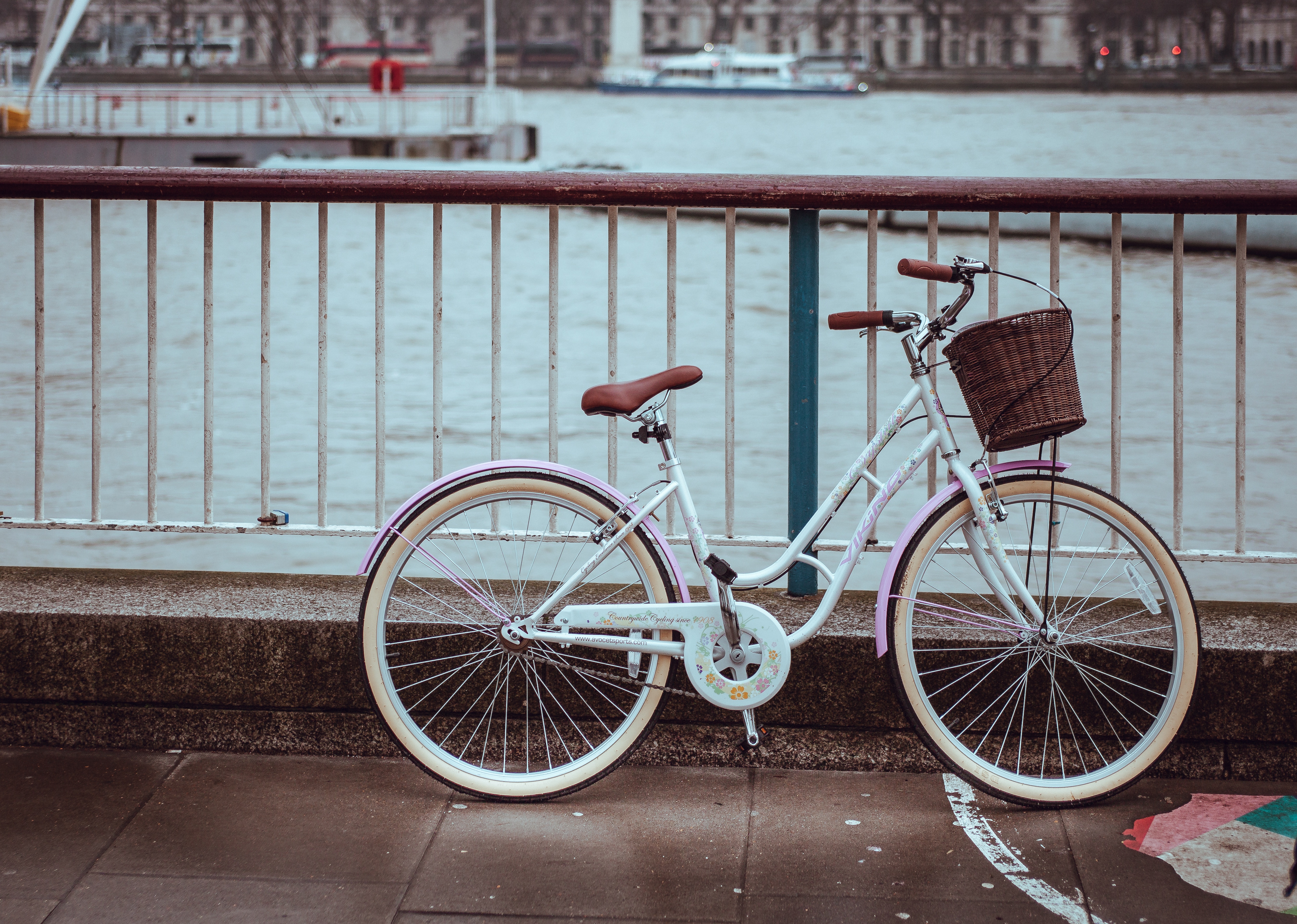 Bike Bridge Basket - Bicycle , HD Wallpaper & Backgrounds