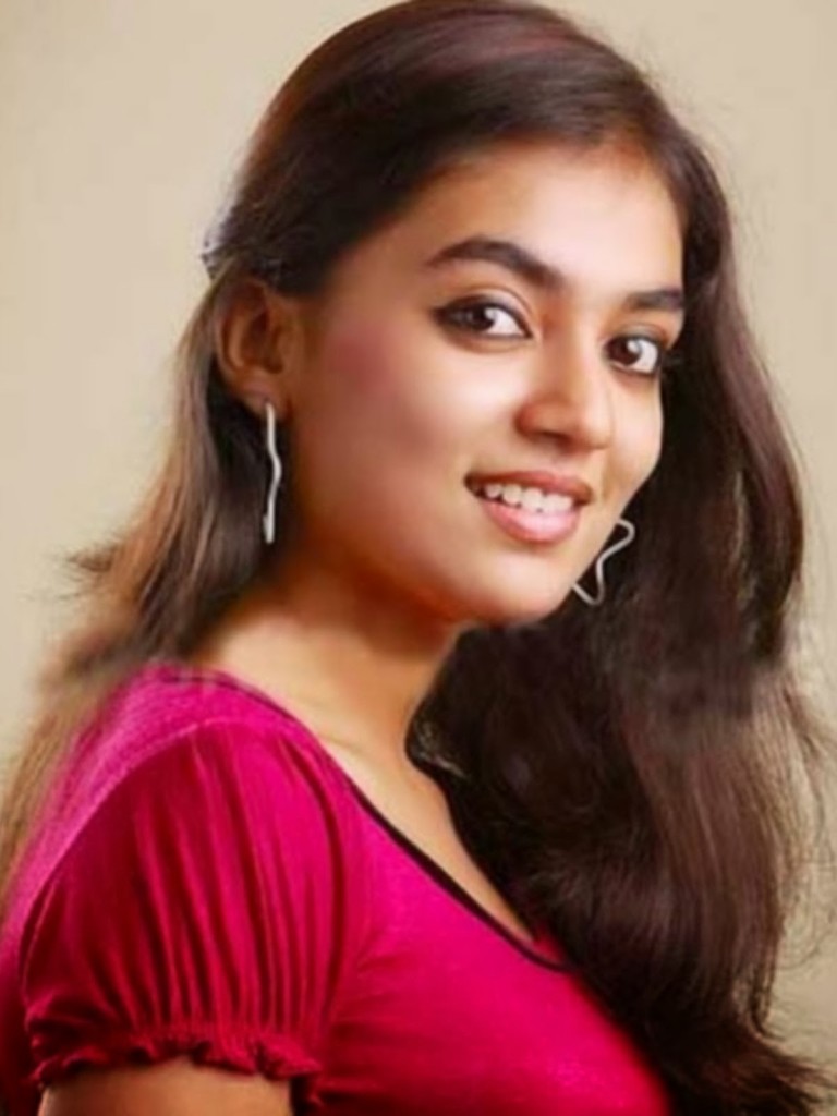 Nazriya Nazim Smiley Wallpapers 5 - Nazriya Nazim Wallpapers Hd For Mobile , HD Wallpaper & Backgrounds