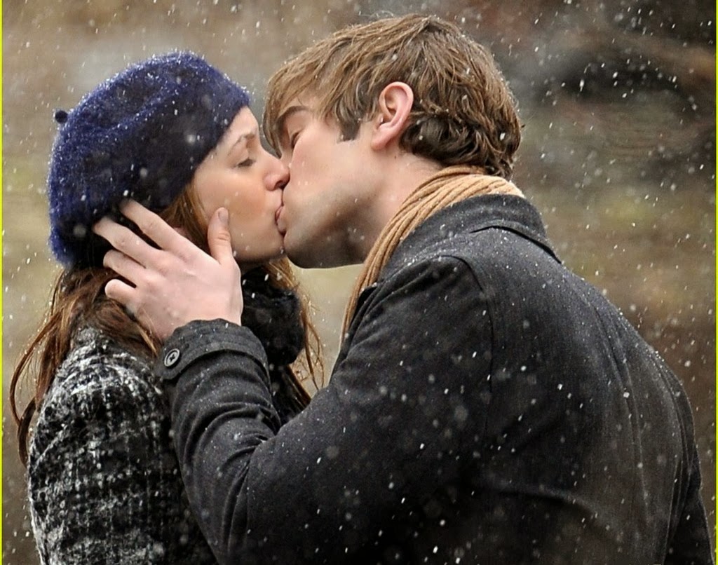 Happy Kiss Day 2014 Hd Wallpapers And Photos Kiss In - Romantic Couple Kiss Images Hd , HD Wallpaper & Backgrounds
