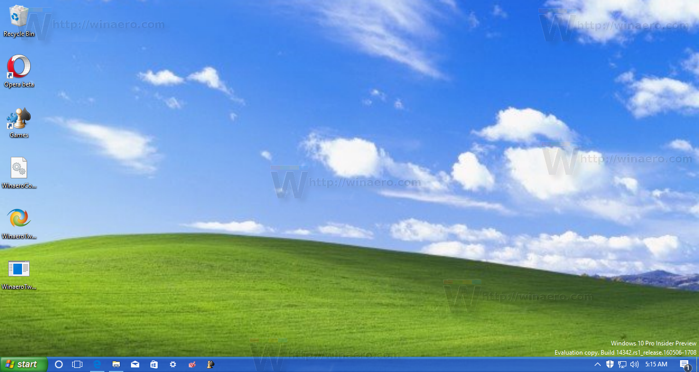 Windows 10 With Xp Taskbar And Wallpaper - Windows Xp Wallpaper For Windows 10 , HD Wallpaper & Backgrounds
