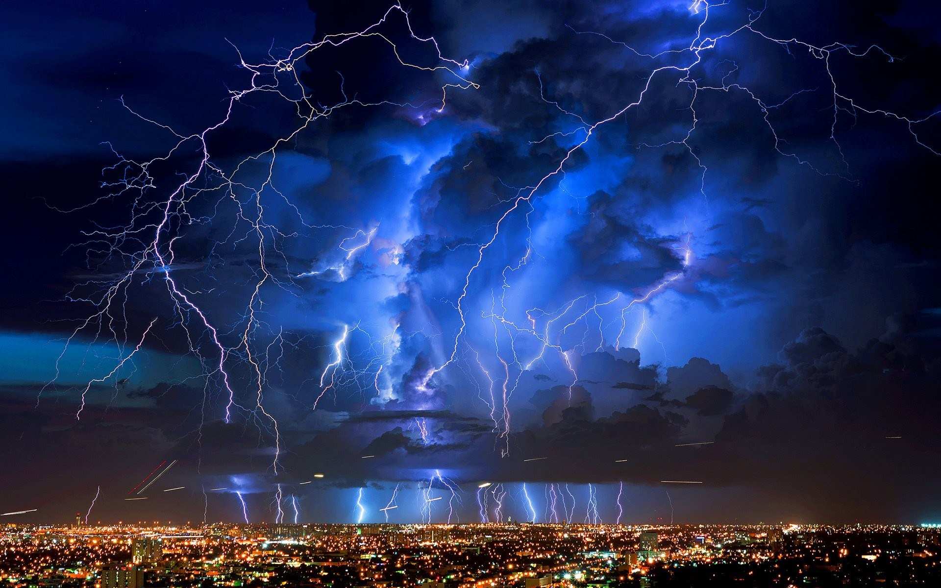 Beautiful Desktop Live Wallpaper Free Thunderstorm - Lightning Strike High Resolution , HD Wallpaper & Backgrounds