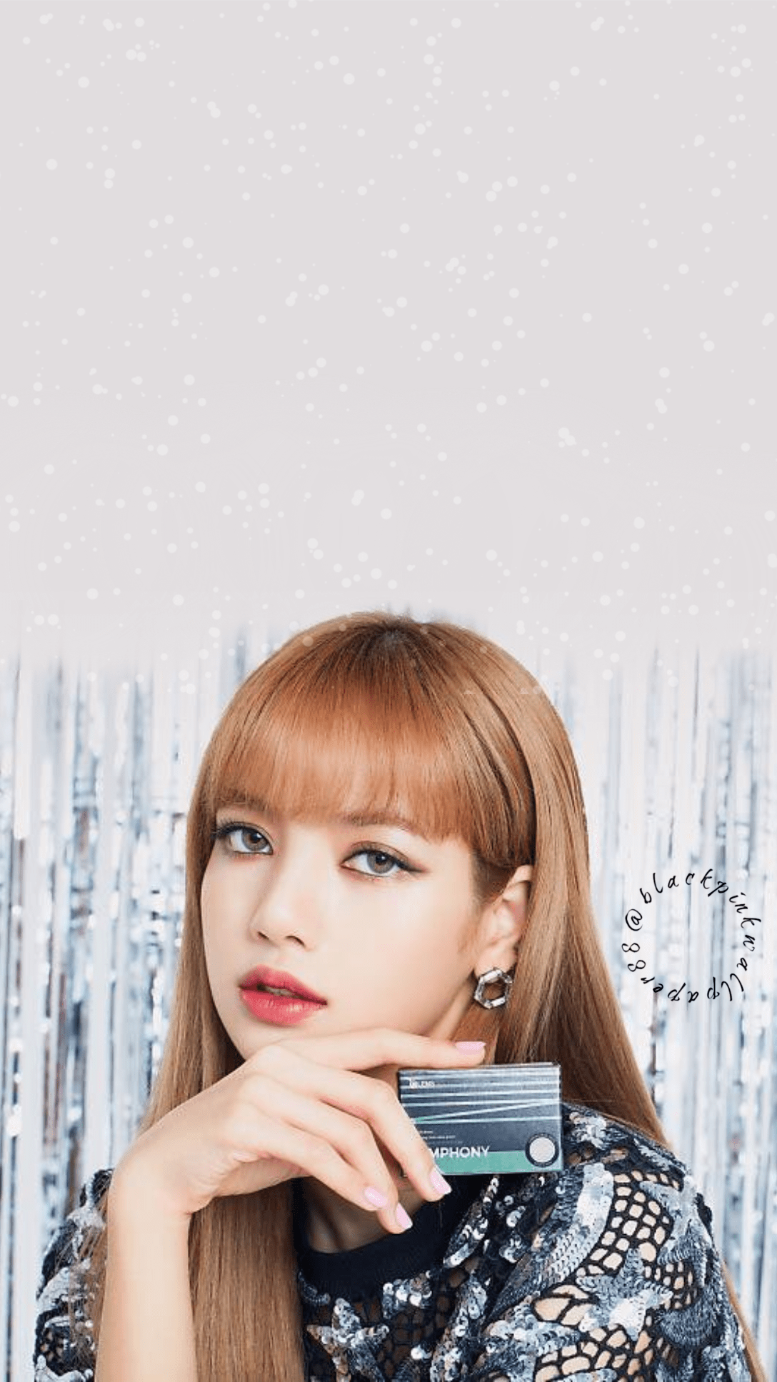 Lisa Blackpink Wallpaper Lockscreen Follow Me On Instagram - South East Asia Girl , HD Wallpaper & Backgrounds