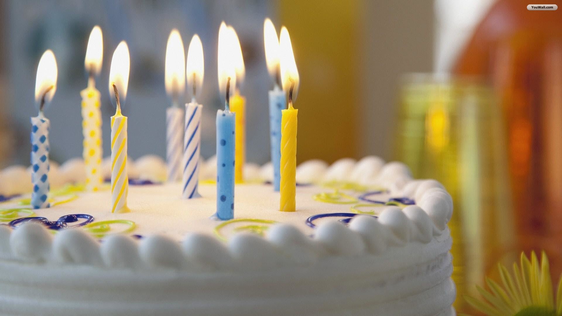 Birthday Cake - - Candle On Birthday Cake , HD Wallpaper & Backgrounds