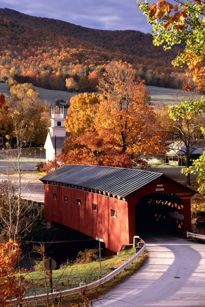 Country Pleasures West Arlington Vermont - Covered Bridge Near Woodstock Vermont , HD Wallpaper & Backgrounds